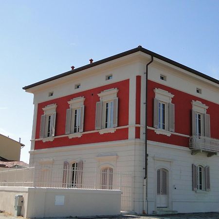 Villino Ermione Marina Di Pisa Exterior foto
